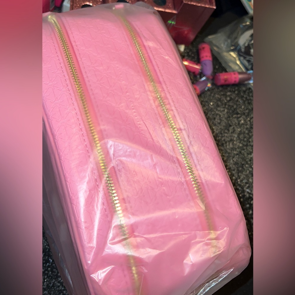 Jeffrey Star PINK double zippered train case SOLD OUT!